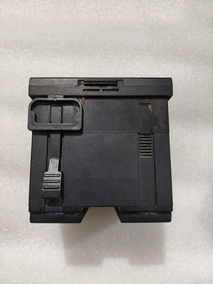 HONEYWELL DC1040CT-112000-E DC1040 CONTROLLER